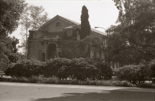 Bridges Hall of Music, Pomona College