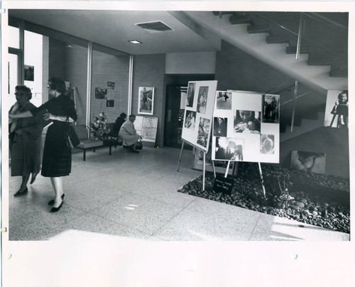 Scott Hall lobby, Pitzer College