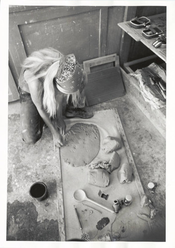 Student with clay, Scripps College