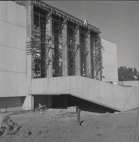 Construction of Seeley W. Mudd Library