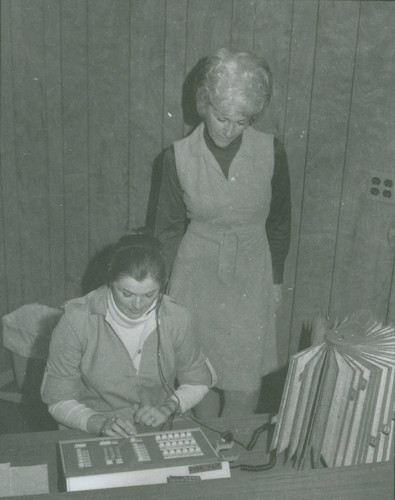 Telephone office employees, Claremont University Consortium