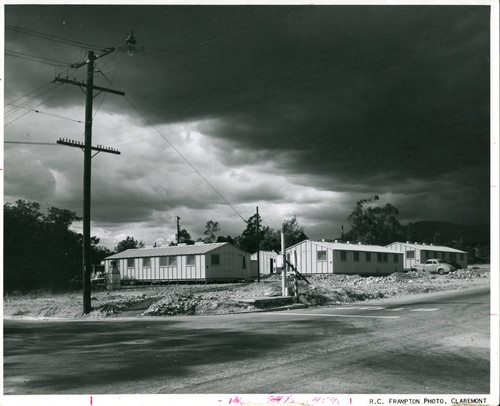 Temporary dormitories, Claremont McKenna College