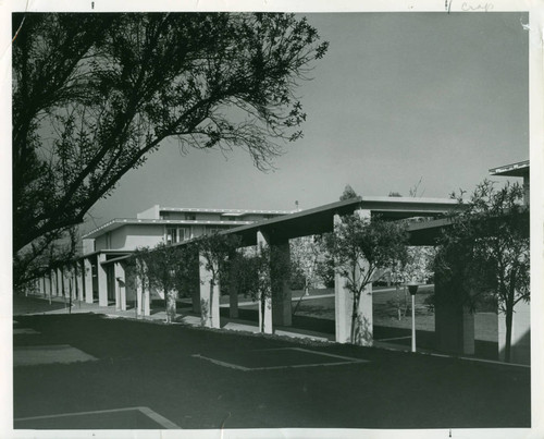 Arcade in front of Holden Hall, Pitzer College