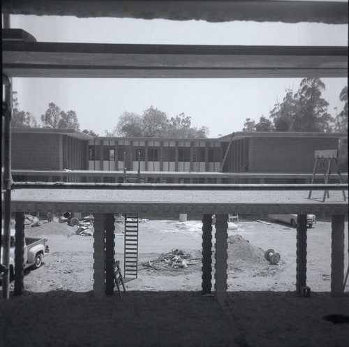 Thomas-Garrett Hall Construction, Harvey Mudd College