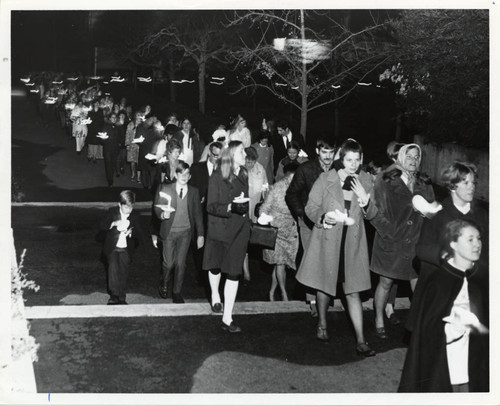 Christmas Procession, Scripps College