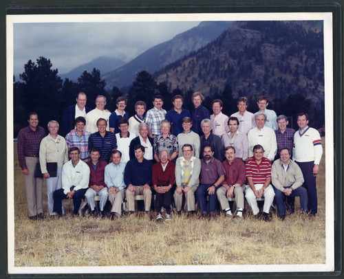 Group photograph featuring Peter F. Drucker and Bob Buford