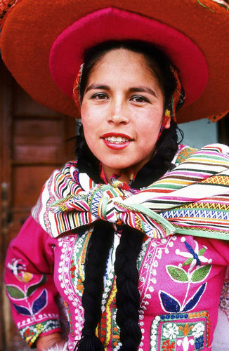 Carnaval Quzqueño dancer