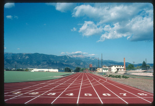 400-meter track