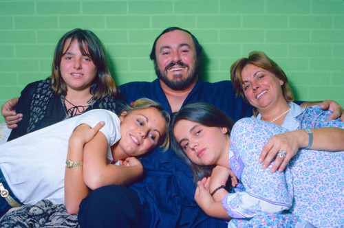 Adua and Luciano Pavarotti with daughters at Beverly Wilshire Hotel