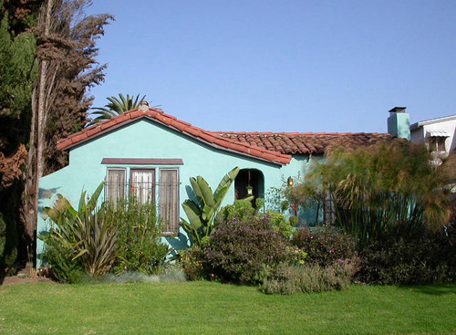 House in Reynier Village