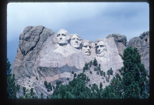 Mount Rushmore landscape