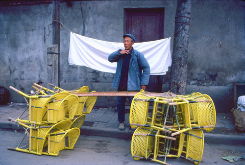 Chairs vendor