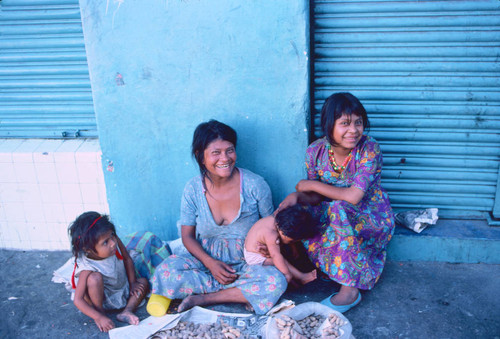 Peanuts vendor and kids