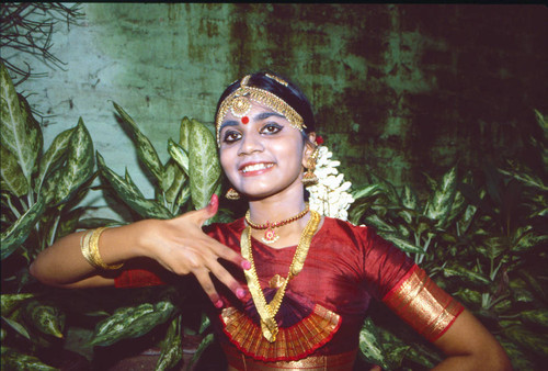 Bharatha Natyan dancer