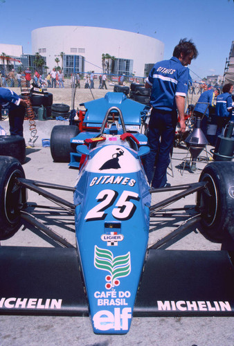 Ligier JS20