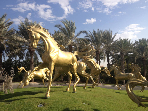 Gold horses