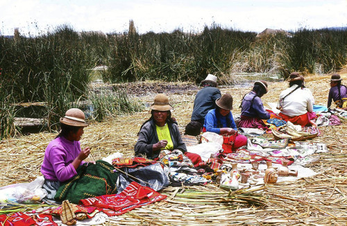 Uros selling souvenirs