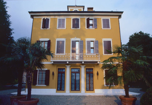 Luciano Pavarotti's villa