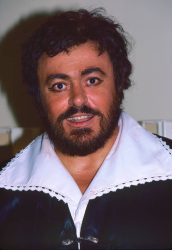 Luciano Pavarotti in Rigoletto