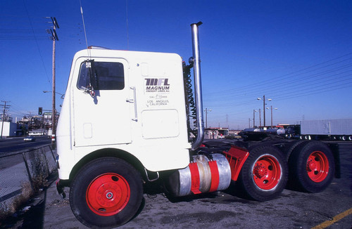 Magnum Freightliner