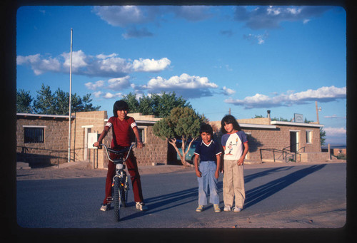 Hopi children