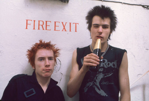 Johnny Rotten and Sid Vicious at the Portobello Hotel