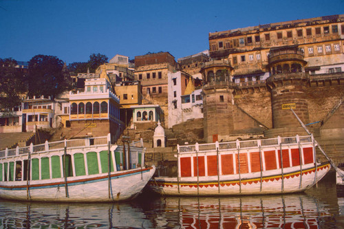 Hotel boats