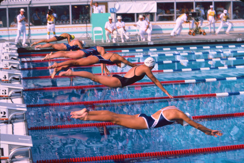 Women 100 meter freestyle