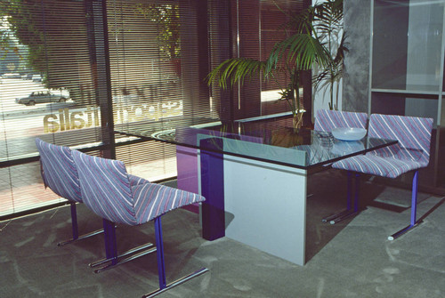 Saporiti table and chairs