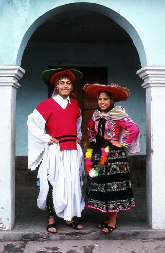 Carnaval Quzqueño dancers