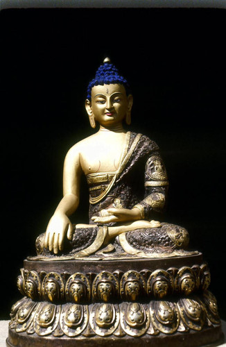 Buddha statuette