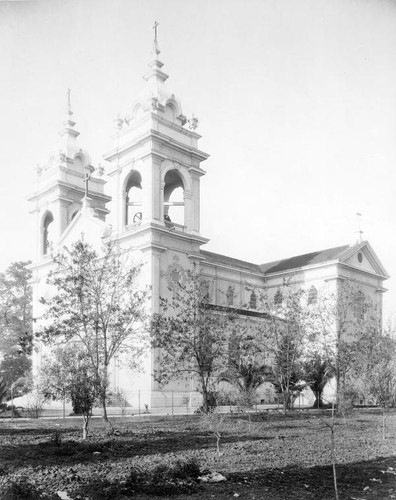 Five Wounds Portuguese National Church