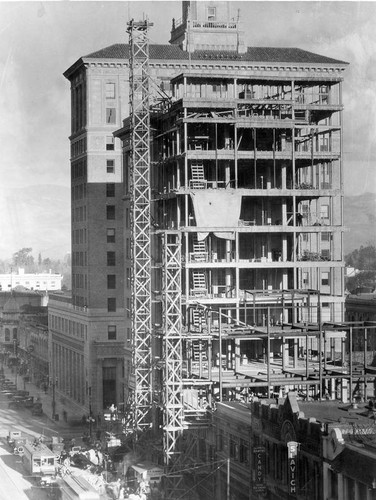 Bank of Italy building under construction