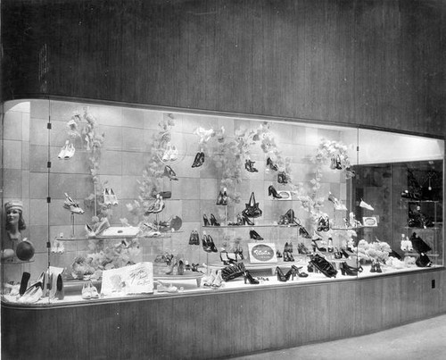 Women's shoes display window