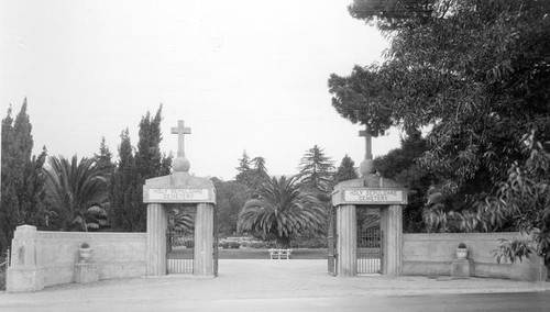 Holy Sepulchre Cemetery