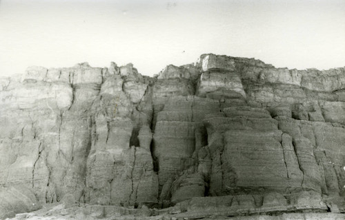 Jabal al-Ṭārif cliff