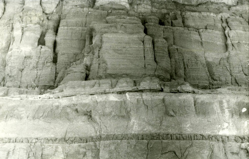 Jabal al-Ṭārif cliff