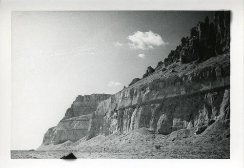 Jabal al-Ṭārif cliff