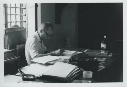 Dieter Müller at work in the Coptic Museum