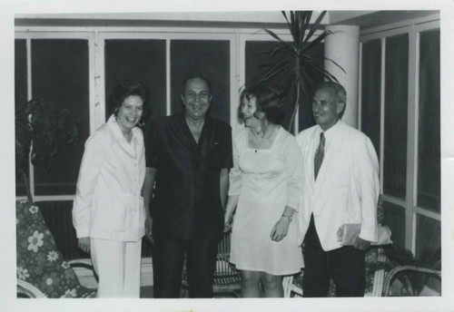 Anita Robinson, Muḥammad Jamāl al-Dīn Mukhtār, Peggy Hedrick, and Pahor Labib in Maadi