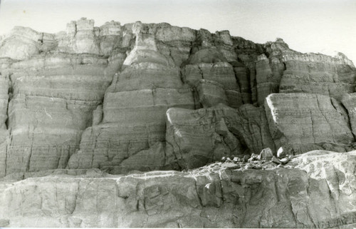 Jabal al-Ṭārif cliff