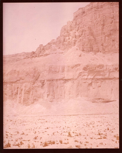 Jabal al-Ṭārif cliff