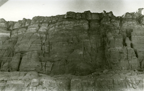 Jabal al-Ṭārif cliff