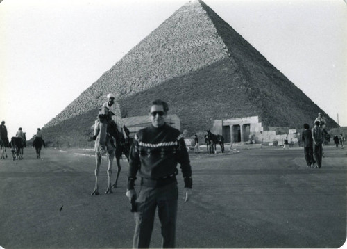 Robinson and pyramid