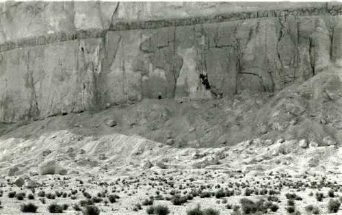 Caves at Jabal al-Ṭārif