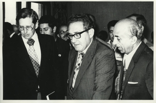 Kissinger visits the Coptic Museum