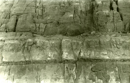 Jabal al-Ṭārif cliff