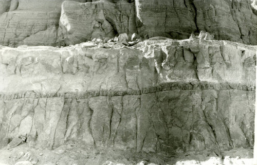 Jabal al-Ṭārif cliff