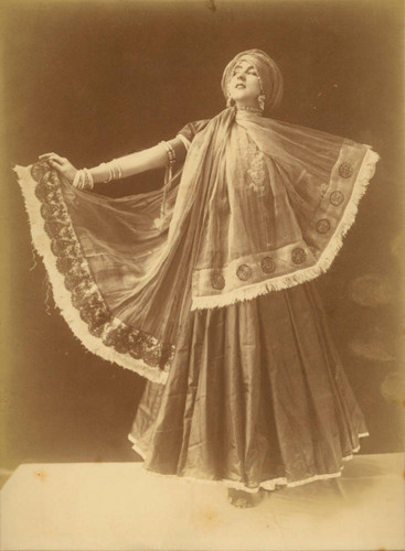 Ruth St. Denis (Nautch Dance)