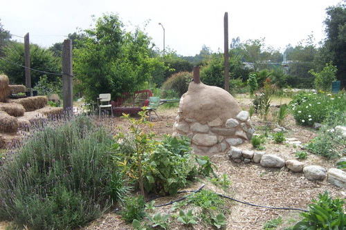 Side view of cob oven